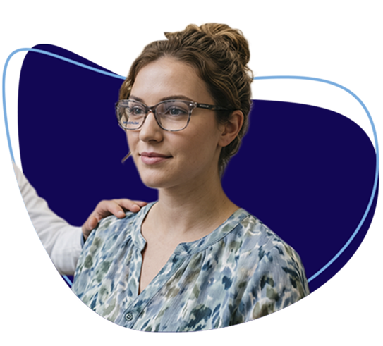 woman-wears-eye-glasses-smiling Happy old man